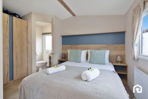 4 camere, ferro/asse da stiro, Wi-Fi gratuito, lenzuola