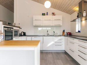 House | Interior - 4 Star Holiday Home in Karrebaeksminde (Karrebæksminde)