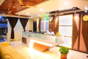 Reception - HOTEL NARMADA GRAND (Tadepalle)