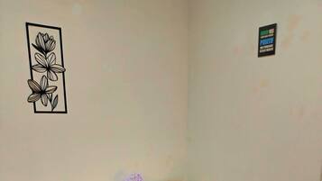 3 Schlafzimmer, Bügeleisen/Bügelbrett, Internetzugang, Bettwäsche