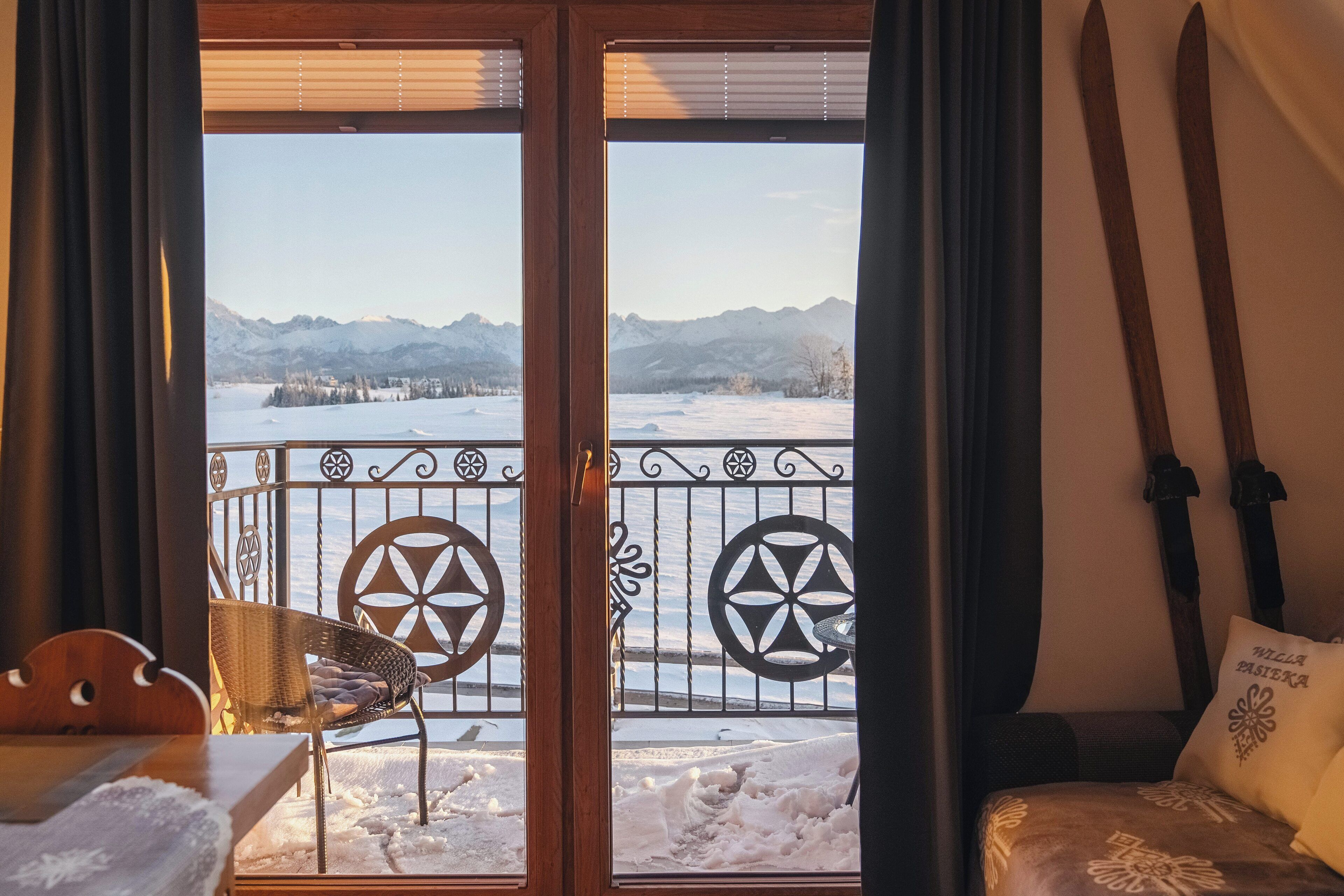 Iron/ironing board, free WiFi