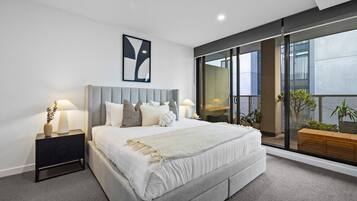 3 slaapkamers, een strijkplank/strijkijzer, wifi, beddengoed