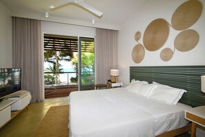 3 bedrooms, in-room safe, iron/ironing board, free WiFi