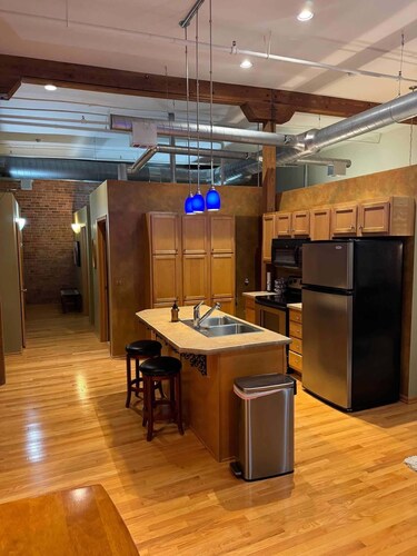 Creamery Condo: Haymarket 2BR/2BA - Downtown Lincoln!