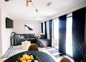 TV - Suite Dreams - Condo for 4 (Branson)