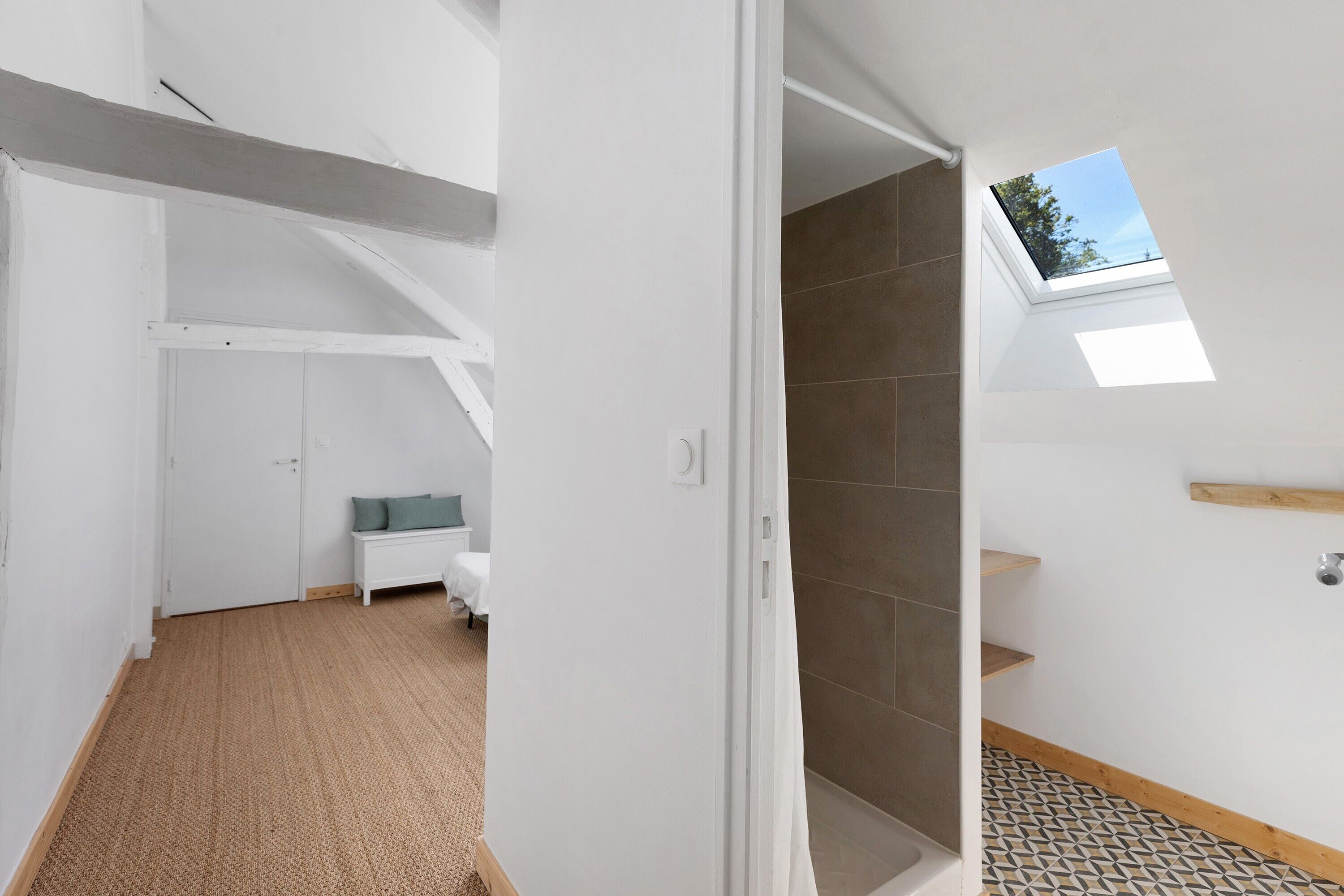 5 habitaciones, wifi y ropa de cama 