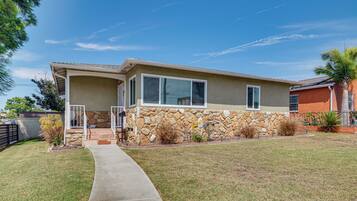 Hus (3 Bedrooms) | Fasade