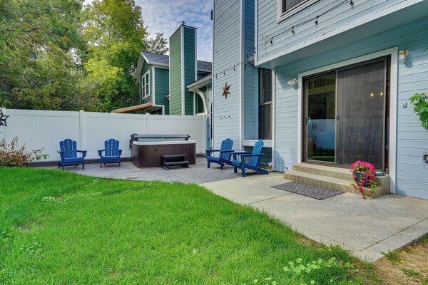 Mtn Views & Canyon Access: Cottonwood Heights Home - Utah
