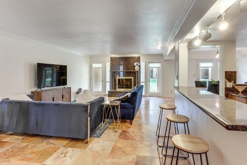 5 Mi to Colorado River: Yuma Gem w/ Pool Access!