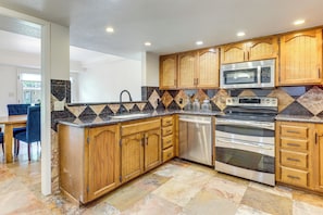 Interior - 5 Mi to Colorado River: Yuma Gem w/ Pool Access! (Yuma)