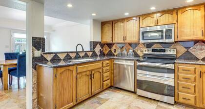 5 Mi to Colorado River: Yuma Gem w/ Pool Access!