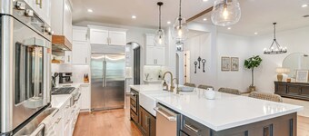 Pool & Hot Tub: Family-friendly Houston Area Home!