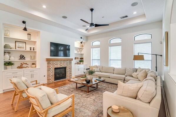 Front of property - Pool & Hot Tub: Family-friendly Houston Area Home! (Manvel)