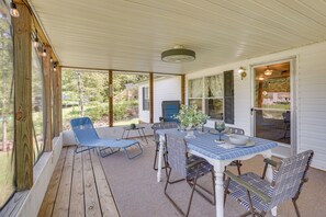 House (3 Bedrooms) | Interior - Lake Sinclair Escape: Screened Porch, Modern Style (Milledgeville)