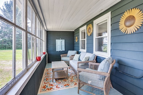 House (2 Bedrooms) | Interior. < 1 Mi to Lake: Mtn-view Cabin w/ Porch in Newport