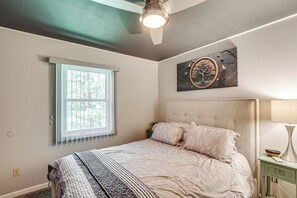 Apartment (1 Bedroom) | Interior