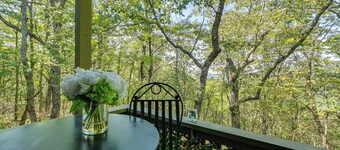 Hike, Fish & Golf: Condo 5 Mi to Ozone Falls!