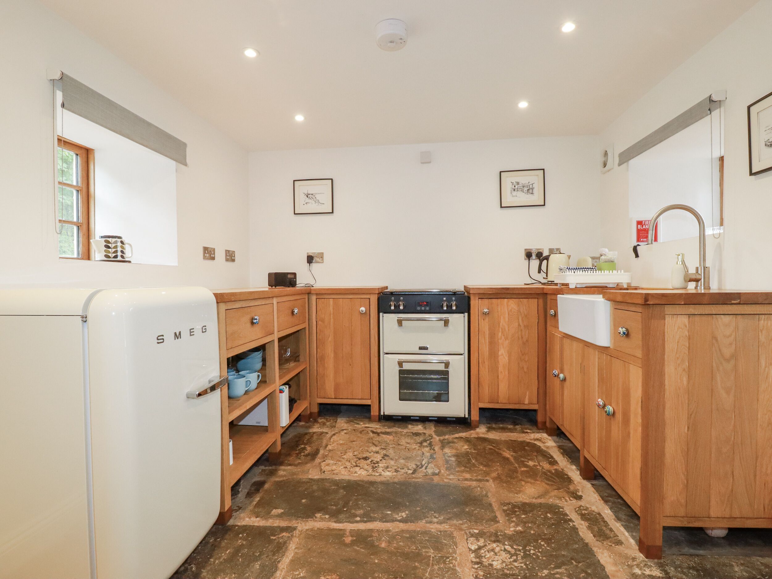 Kochgeschirr/Geschirr/Besteck