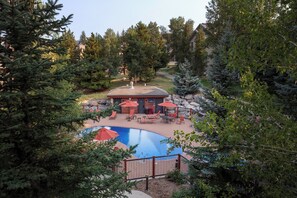 Beheizter Pool