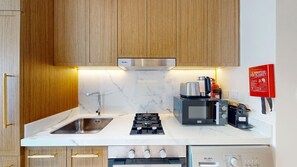 Microwave, oven, stovetop, coffee/tea maker