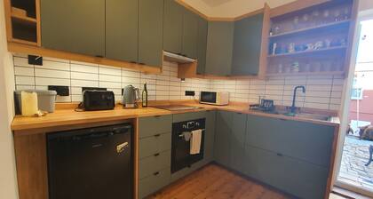 Beautiful 1 bed apartment 10minutes walk from Fishponds high street