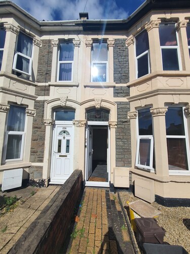 Beautiful 1 bed apartment 10minutes walk from Fishponds high street