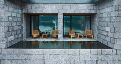 Dali Shuanglang Anqi'erhai Resort Hotel