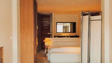 Family Twin Room, Sea View | Laptop workspace, blackout curtains, free WiFi, bed sheets