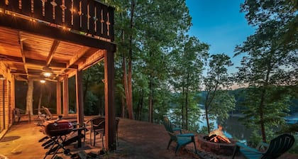 Lakefront Escape | Dock, Fire Pit, Family friendly