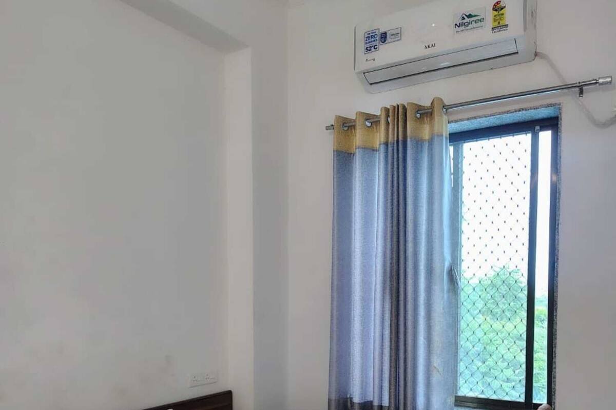 Kamar Deluks, AC | Meja kerja, tempat tidur lipat/tambahan, dan seprai linen