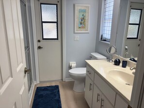 Hair dryer, towels - 5 Starfish Stay<br><br>Wonderful home with heated private pool in quiet neighborhood (Port Charlotte)