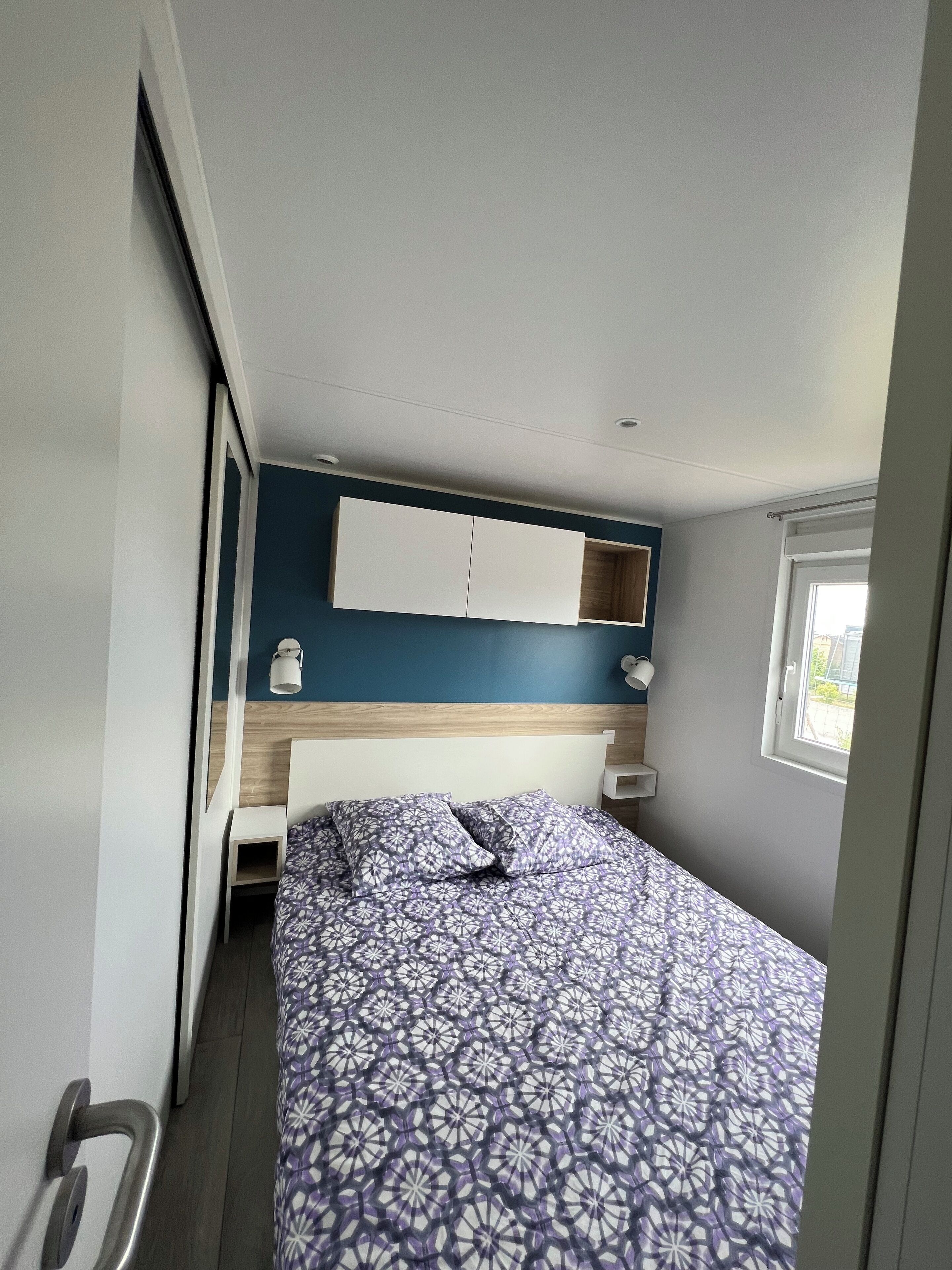 Een strijkplank/strijkijzer, wifi