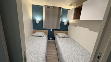 Een strijkplank/strijkijzer, wifi