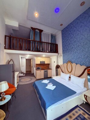 豪華複式房屋 | 私人廚房 | 小冰箱、電熱水壺