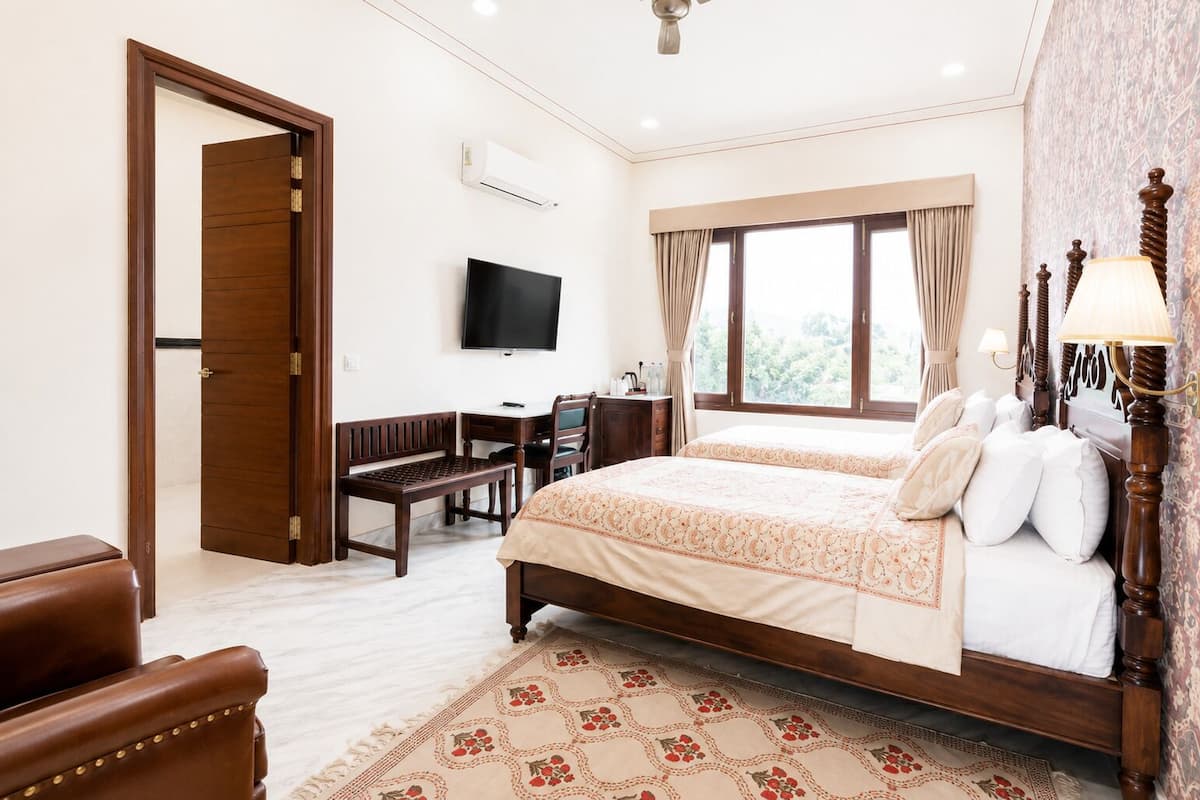 Super Deluxe Twin Room