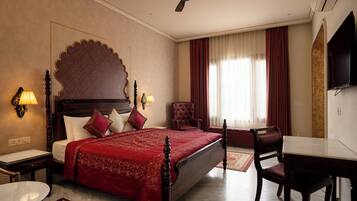 Senior Suite, Patio, City View | Egyptian cotton sheets, premium bedding, individually decorated