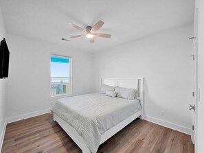 4 bedrooms, free WiFi
