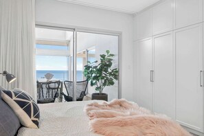 6 chambres, fer et planche à repasser, Wi-Fi, draps fournis