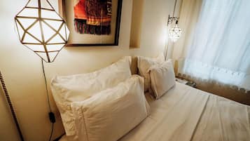 Chambre Broderie | Brankas dan Wi-Fi gratis