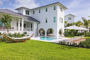 Exterior - The Greenmoor House at Lunara Bay (Key West)