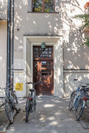 Exterior detail - Paulińska 18 | Krakow | Charming Studio | Air-conditioned | Workspace | Close to Kazimierz (Kraków)