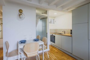 Immagine non classificata, 3 di 23, pulsante