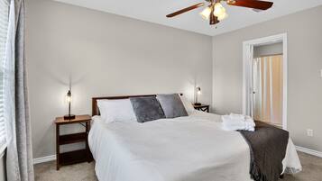 House, 4 Bedrooms | 4 bedrooms, laptop workspace, iron/ironing board, free WiFi