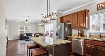 Game Day Getaway Near Texas A&m 4 Bedroom Home