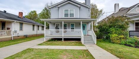 House, 5 Bedrooms | Exterior