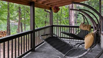 Cabin, 3 Bedrooms | Terrace/patio