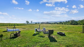 Cabin, 1 Bedroom | Property grounds