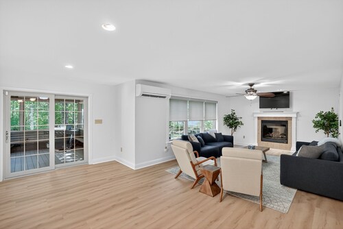 Gray Woodland Escape Golf, Pool & Cinema 5 Bedroom Home