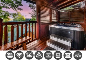 Cabane, 2 chambres | Bain à remous extérieur