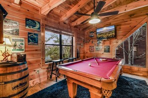 Cabane, 2 chambres | Salle de jeux